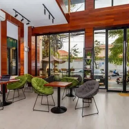Ptas Tauch Residence Phnom Penh Exterior photo